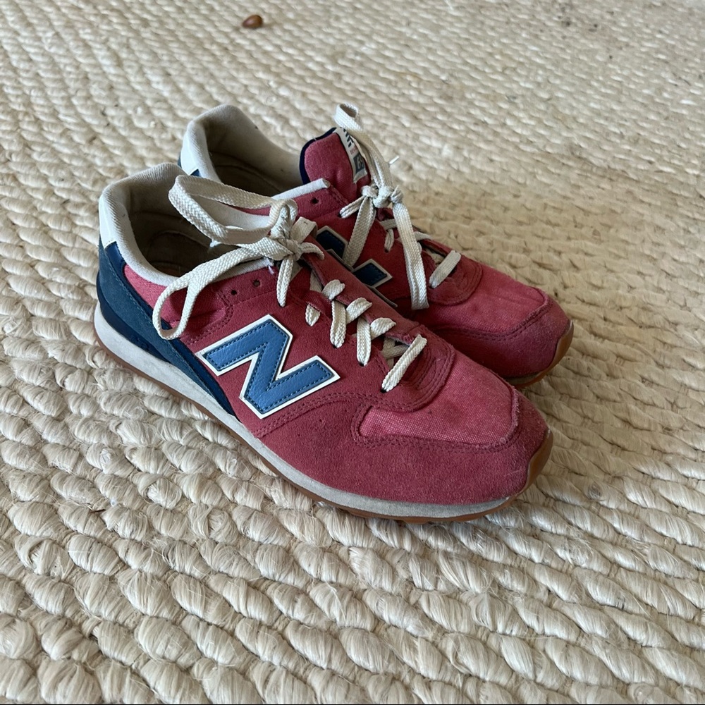 New Balance 696 Size 10 womens